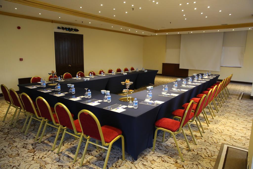 הייבליאדה Merit Halki Palace Hotel מראה חיצוני תמונה