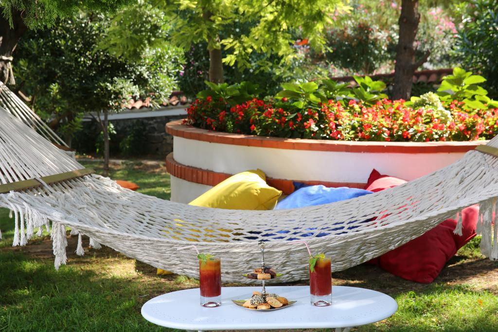 הייבליאדה Merit Halki Palace Hotel מראה חיצוני תמונה