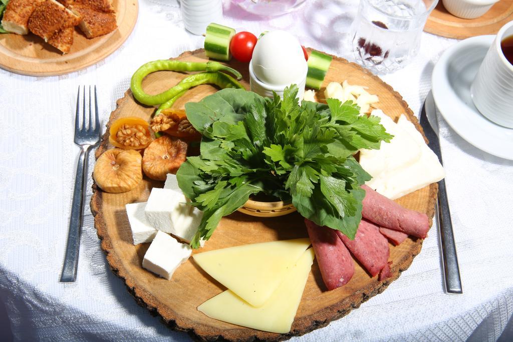 הייבליאדה Merit Halki Palace Hotel מראה חיצוני תמונה