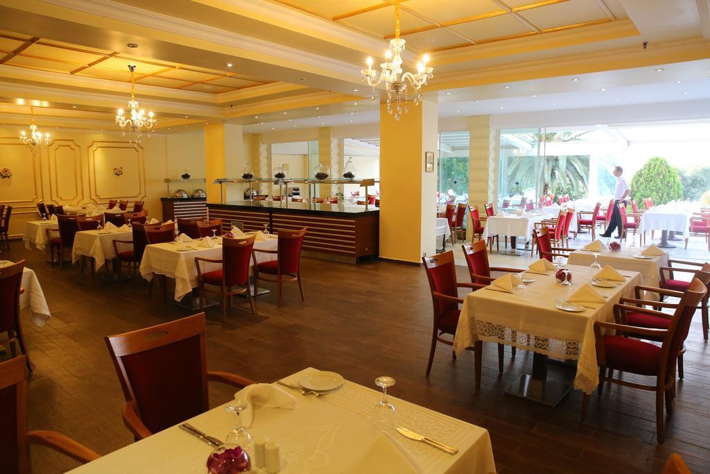 הייבליאדה Merit Halki Palace Hotel מראה חיצוני תמונה