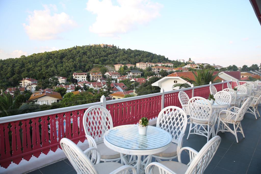 הייבליאדה Merit Halki Palace Hotel מראה חיצוני תמונה