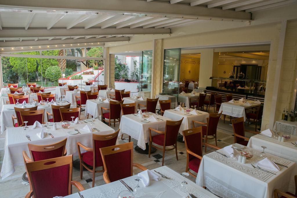 הייבליאדה Merit Halki Palace Hotel מראה חיצוני תמונה