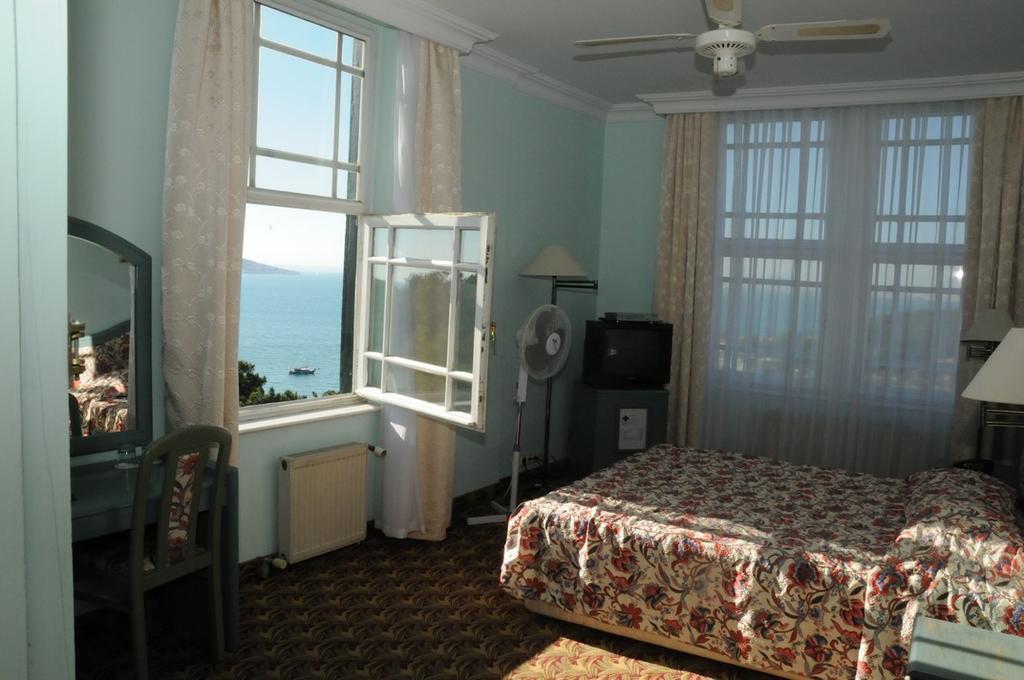 הייבליאדה Merit Halki Palace Hotel חדר תמונה
